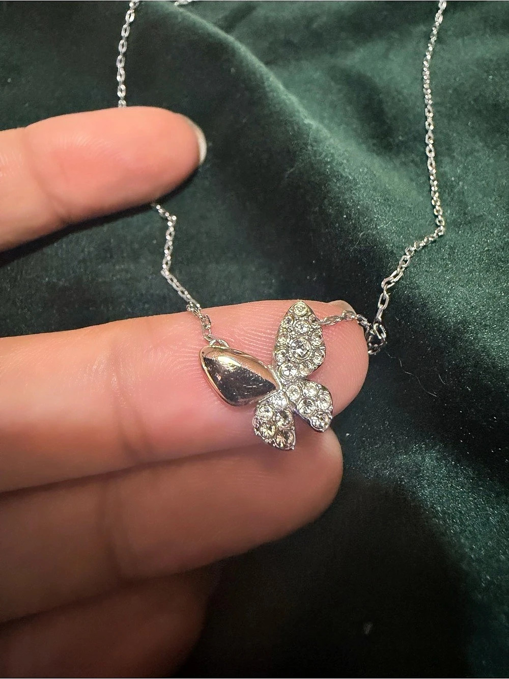 Swarovski Idyllia Butterfly Pendant Necklace Silver & Pink Like New - Picture 2 of 3